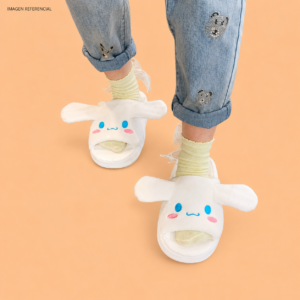 Sandalias Cinnamoroll (Orejas Movibles)
